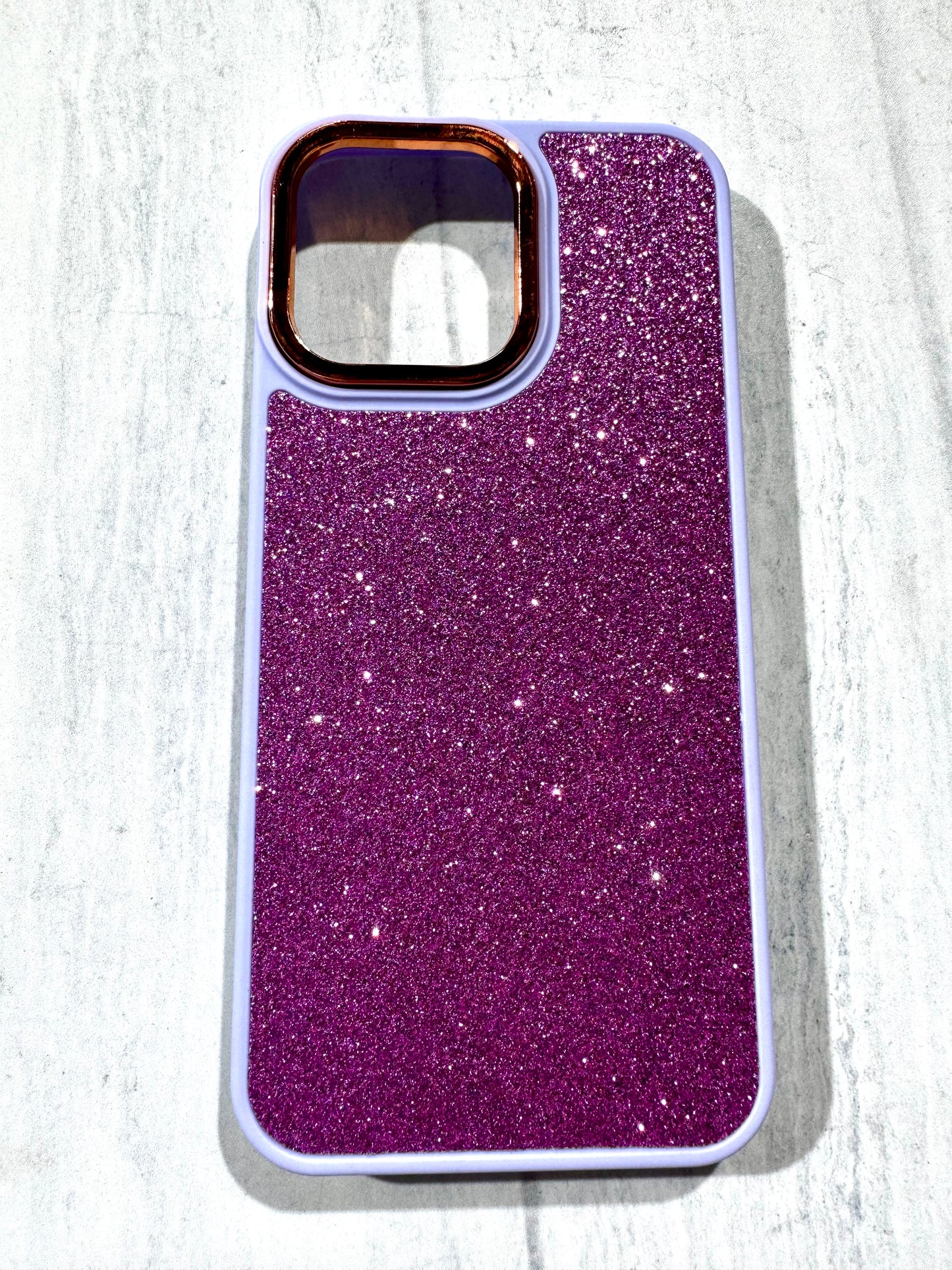 Carcasa brillos morada