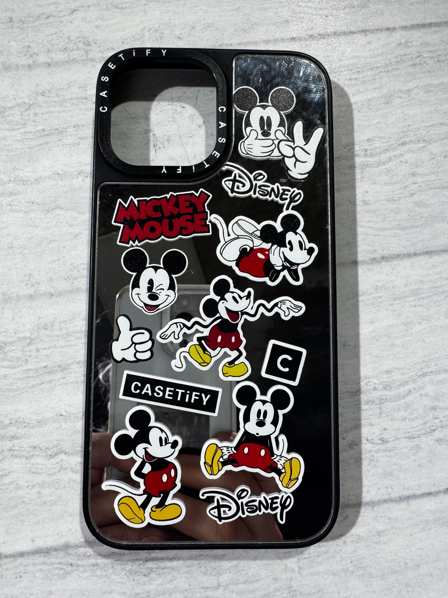 Carcasa tipo casetify Mickey Mirror