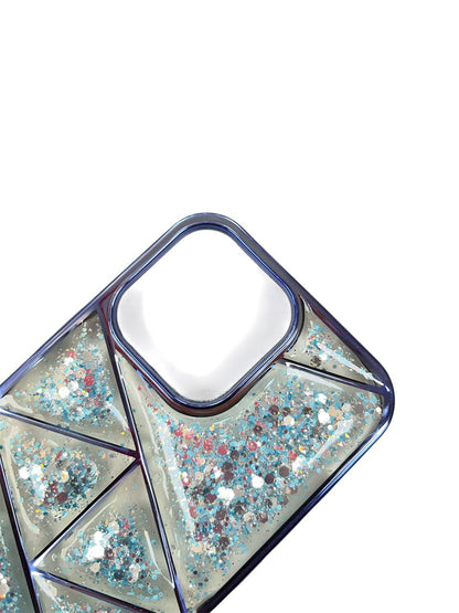 Carcasa Iphone 16 Plus triángulos celeste